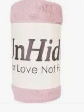 Unhide Pink Plush Throw Blanket - Soft Cozy Fleece